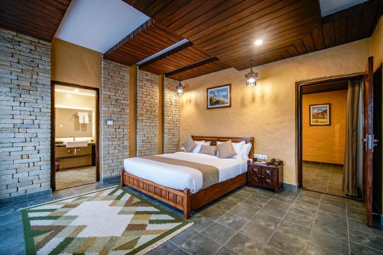 Bar Peepal Resort Pokhara Zewnętrze zdjęcie Deluxe Room