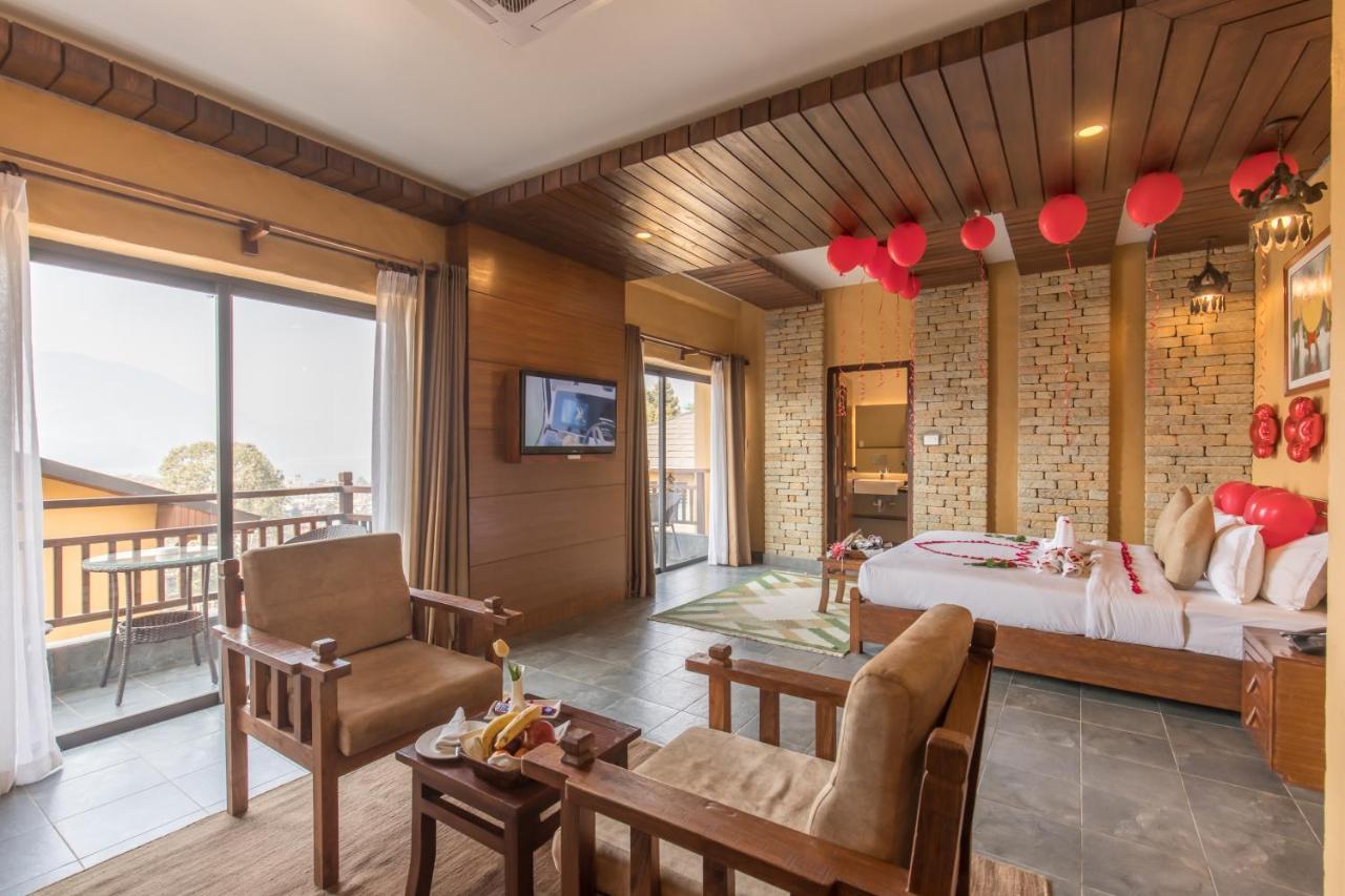 Bar Peepal Resort Pokhara Zewnętrze zdjęcie Deluxe Suite