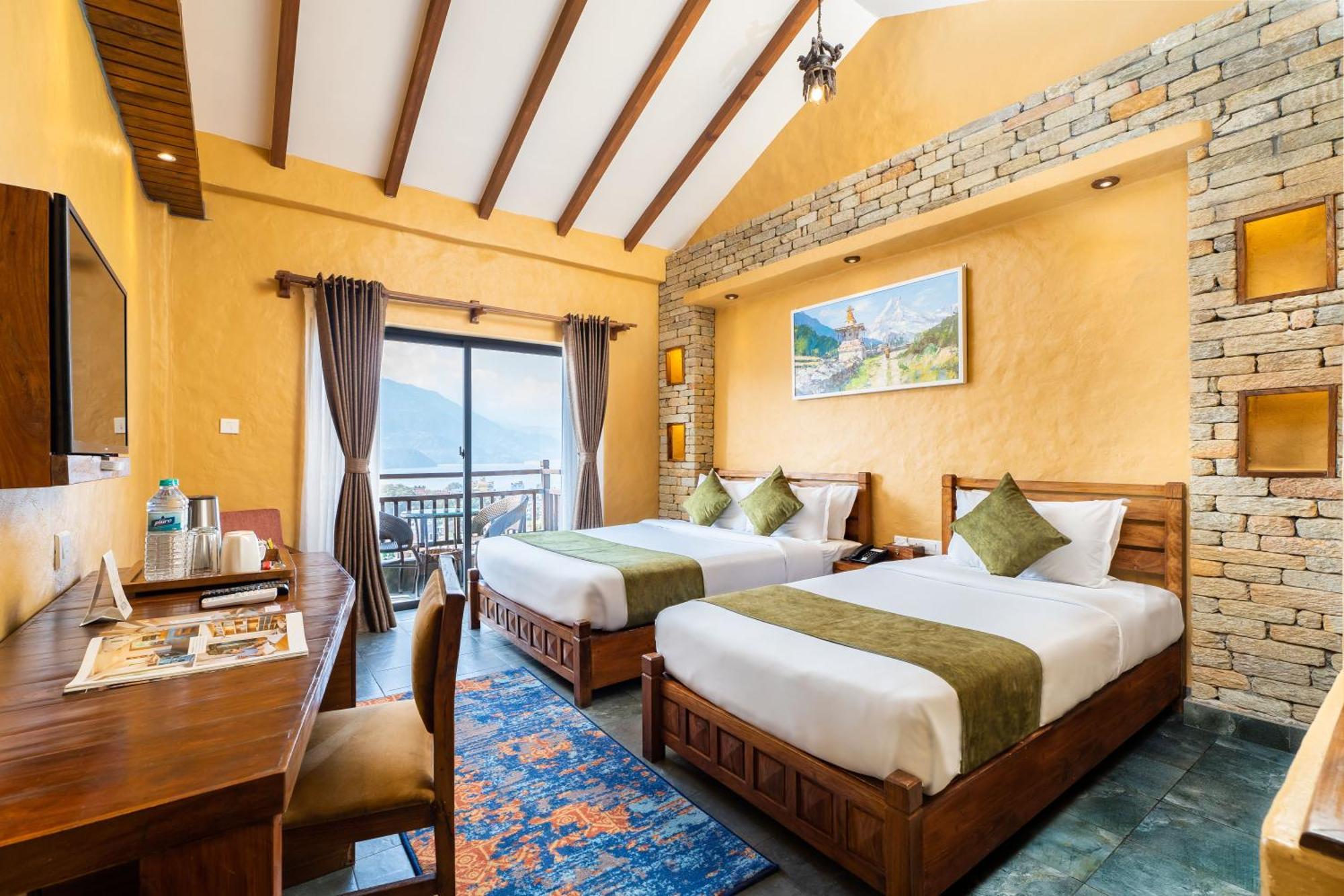 Bar Peepal Resort Pokhara Zewnętrze zdjęcie Deluxe Room