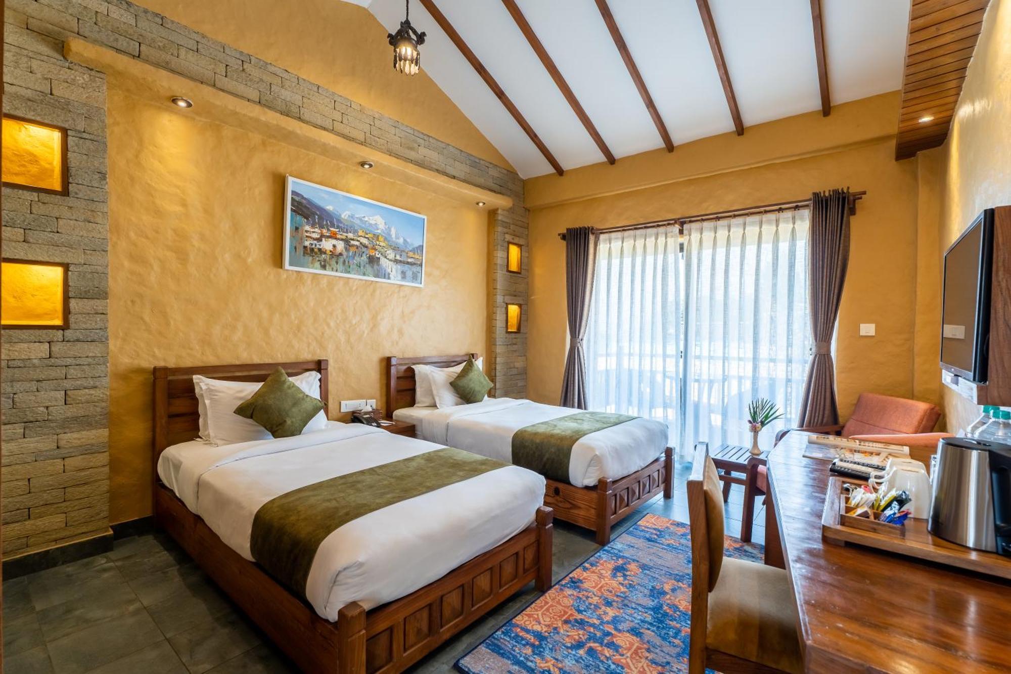 Bar Peepal Resort Pokhara Zewnętrze zdjęcie Deluxe Room