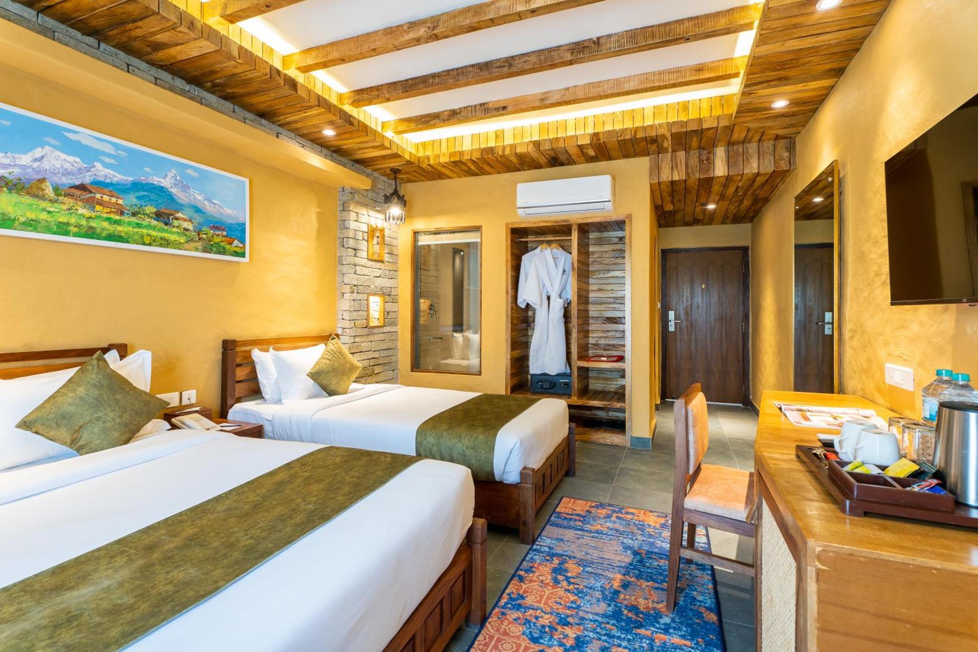 Bar Peepal Resort Pokhara Zewnętrze zdjęcie Deluxe Room