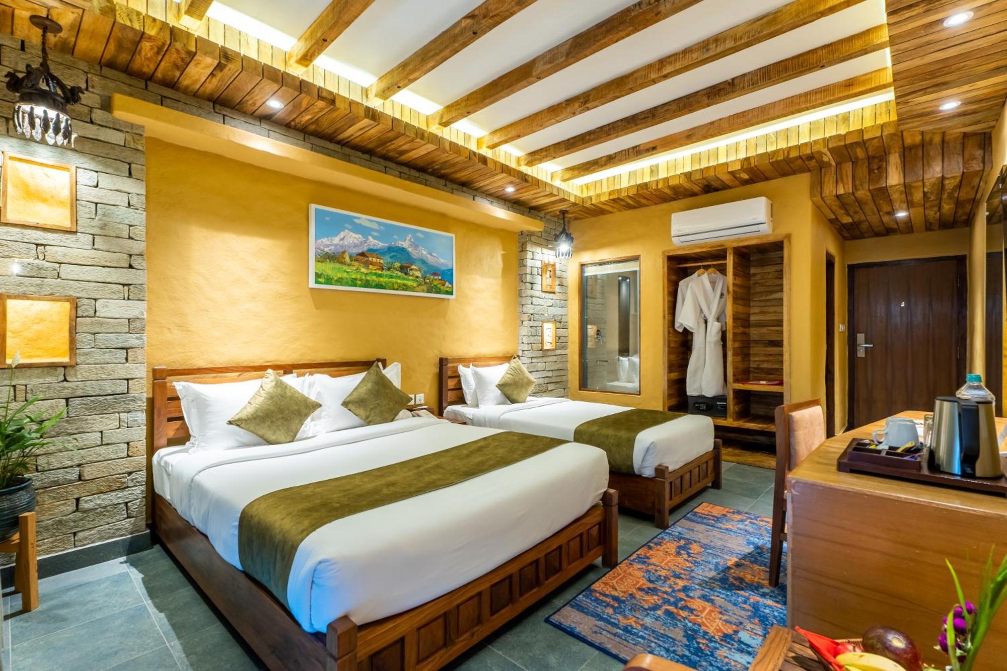 Bar Peepal Resort Pokhara Zewnętrze zdjęcie Deluxe Room
