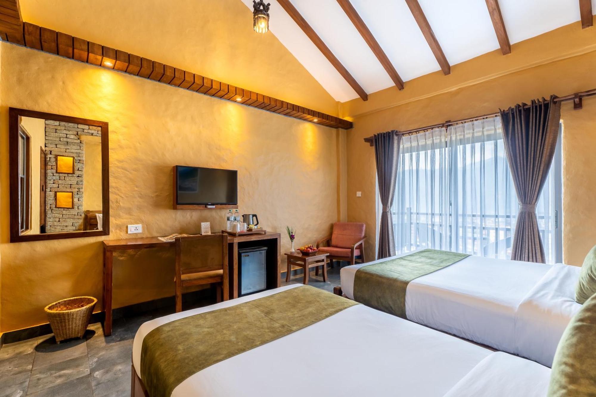 Bar Peepal Resort Pokhara Zewnętrze zdjęcie Deluxe Room